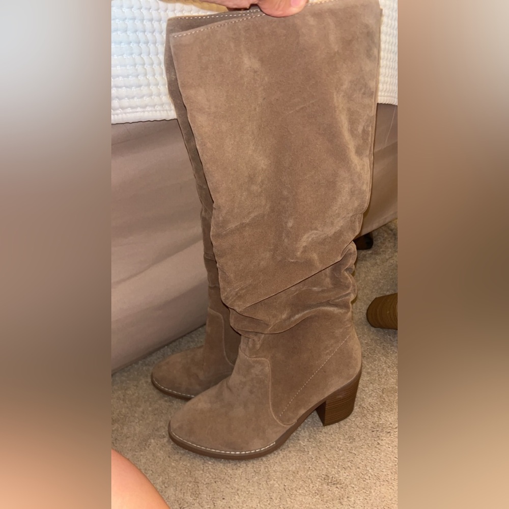 Women’s brand new heeled boots